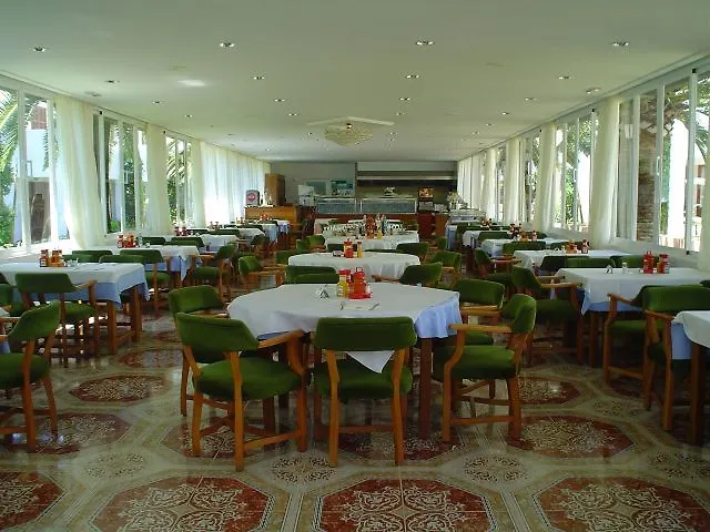 ** Hotel Apartamentos Cristina Villas Cala Millor  Espanha
